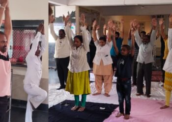 <em>हिमायतनगर येथील ग्रामीण रुग्णालयात आंतरराष्ट्रीय योग दिन साजरा..</em> 7 Picsart 23 06 21 16 26 23 619