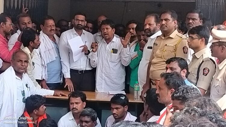 हिमायतनगर तालुक्यातील मौजे कामारी येथील मराठा आरक्षणासाठी सुदर्शन देवराय या युवकाने गळफास घेऊन केली आत्महत्या 1 IMG20230918132534 01