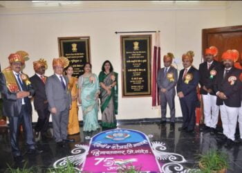 image editor output image 1135196371 1694440577765