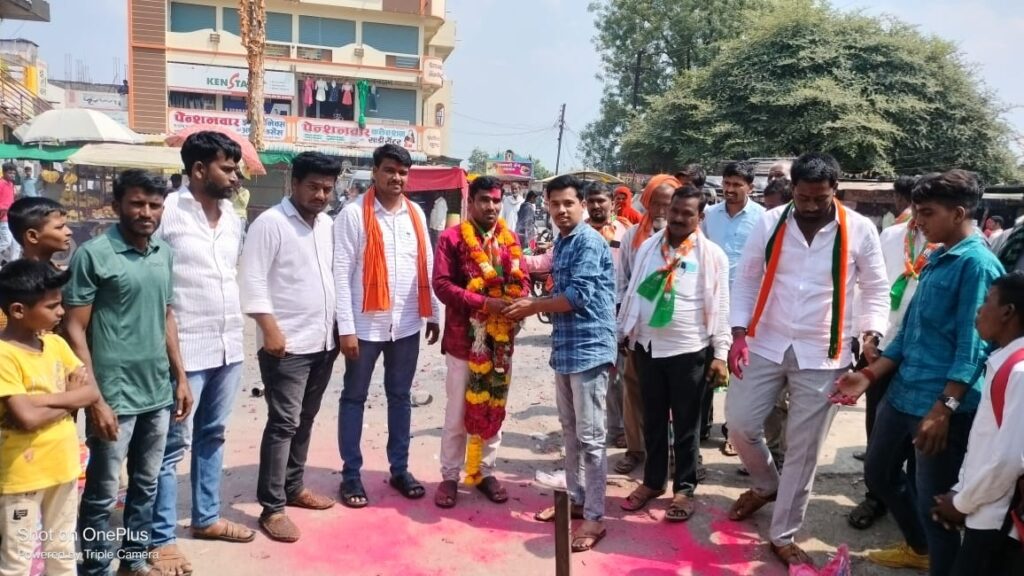 हिमायतनगर येथील सामाजिक कार्यकर्ते लक्ष्मण डांगे यांचा भाजपात प्रवेश… 4 IMG 20231013 WA0029