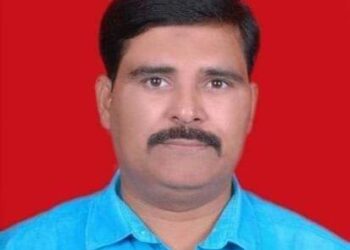 image editor output image 999000700 1698236656887