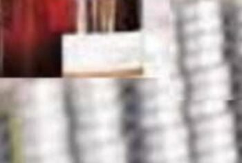 नशेच्या गोळ्या (बटन) व सिरप (चिप्पा) ची विक्री करणारा गुन्हे शाखेकडून जेरबंद ! 5 नशेच्या गोळ्या (बटन) व सिरप (चिप्पा) ची विक्री करणारा गुन्हे शाखेकडून जेरबंद !