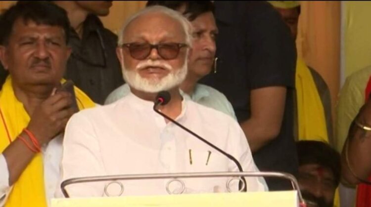 शिंदे समिती बरखास्त करा, मराठ्यांच्या कुणबी प्रमाणपत्रांना स्टे द्या; छगन भुजबळ यांनी बॉम्बच टाकला 1 image editor output image34258825 1701019332206