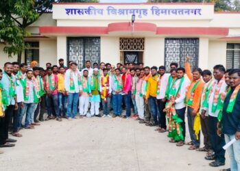 Picsart 23 12 08 16 41 46 075