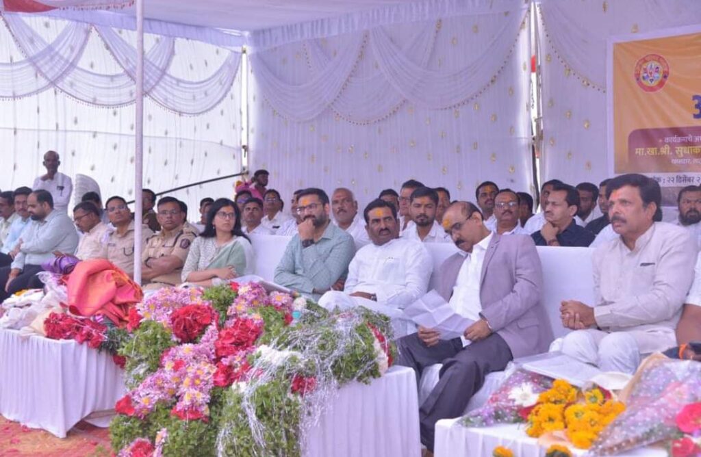 माळेगाव यात्रेच्या यशस्वीतेसाठी सर्व स्तरातून सहकार्याची भूमिका आवश्यक- खासदार प्रताप पाटील चिखलीकर 3 image editor output image554597844 17033026186738433019645912418557