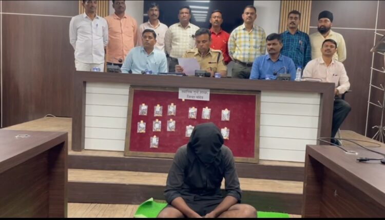 अर्धापुर व नांदेड ग्रामीण हद्दीतील सोन्याची बँग लिफ्टींग करणार्या आंतरराज्य टोळीतील एकास चार लाख तेवीस हजा रूपयांच्या मुद्देमालासह अटक 1 image editor output image992017388 1702131864620