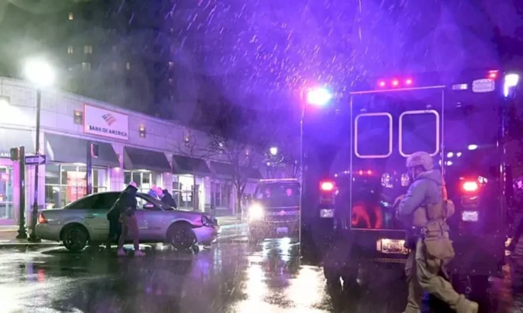 Joe Biden Security Lapse : अमेरिकेचे राष्ट्राध्यक्ष जो बायडन यांच्या सुरक्षेत मोठी चूक; अज्ञात कार ताफ्याला धडकली