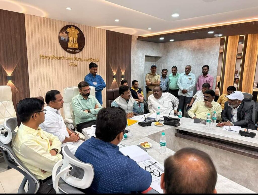 <em>प्रधानमंत्री जनआरोग्य योजना सर्वसामान्यांना आरोग्याच्या दृष्टीने अधिक मोलाची</em> - डॉ.ओमप्रकाश शेटे 2 image editor output image 20450831 17051568387255799626511184238788