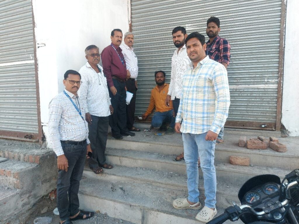 महानगरपालिकेची कर वसुलीसाठी धडक कार्यवाही 2 image editor output image1033401757 17053264075266517462763826053842