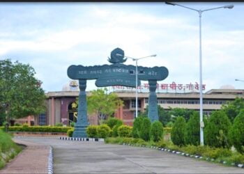 <em>स्वामी रामानंद तीर्थ मराठवाडा विद्यापीठात 'दिग्दर्शन व नाट्यतंत्र' या विषयावर दोन दिवसीय कार्य शाळा</em> 9 image editor output image1819716496 1705673316388