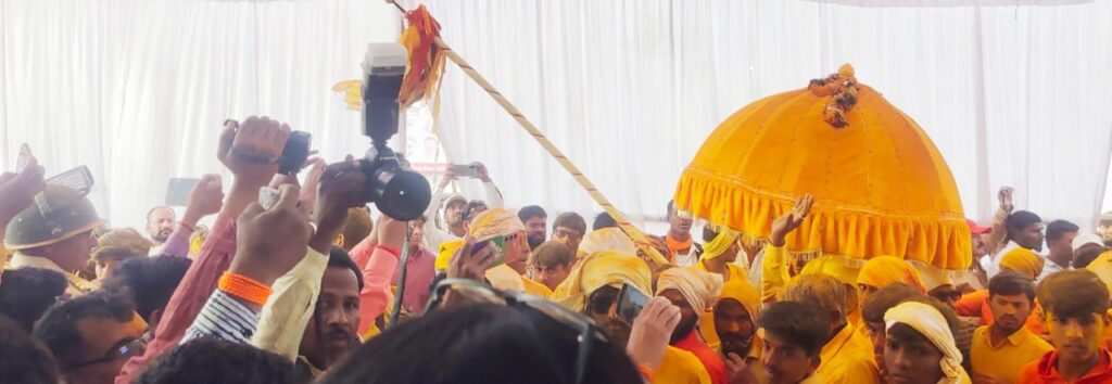 यळकोट यळकोट जय मल्हार घोषाने माळेगाव यात्रेला सुरुवात 3 image editor output image389835204 17048892850768987564892670102734