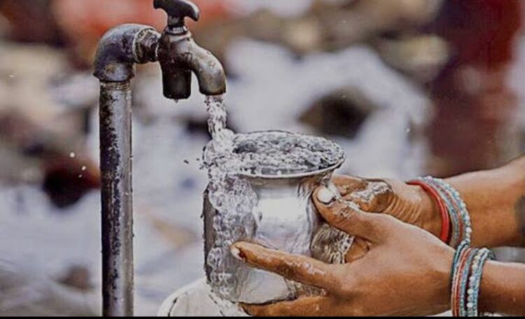 संभाव्य काळात पाणी व चारा टंचाईभासणार नाही याची दक्षता घ्यावी जिल्हाधिकारी अभिजीत राऊत 1 image editor output image 118175379 1711550152312