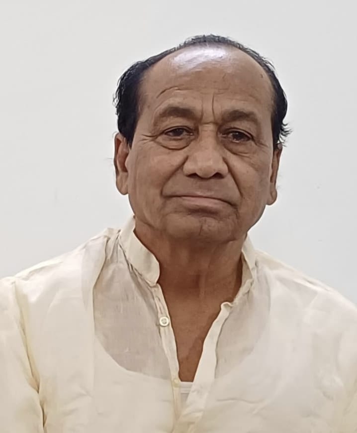 माजी नगराध्यक्ष नारायण कोत्तावार यांची भाजपात पक्षात प्रवेश 1 image editor output image1327066453 1713191254930