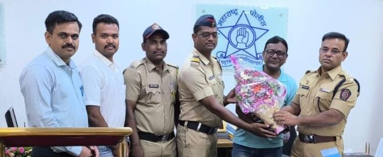 सायबर पोलीस स्टेशन नांदेड यांच्या सतर्कतेमुळे तक्रारदाराचे 50,000/- रू होल्ड होवून तक्रारदार यांना मा. न्यायालयाचे आदेशाने परत मिळाले. 1 image editor output image 1608709166 1715184885773