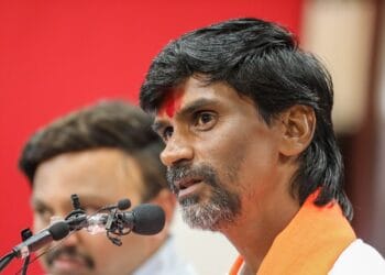 Manoj Jarange Aggressive : विधानसभा निवडणूक जाहीर झाल्यानंतर मनोज जरांगे आक्रमक