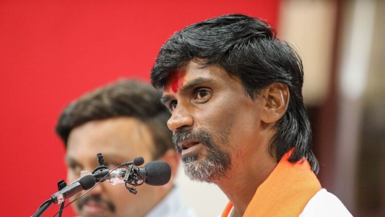 Manoj Jarange Aggressive : विधानसभा निवडणूक जाहीर झाल्यानंतर मनोज जरांगे आक्रमक