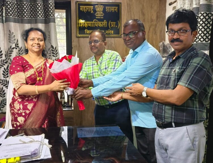 नांदेड जिल्हा परिषदेच्या प्राथमिक शिक्षणाधिकारी सविता बिरगे यांचा सत्कार 1 image editor output image1448643904 1728387122193