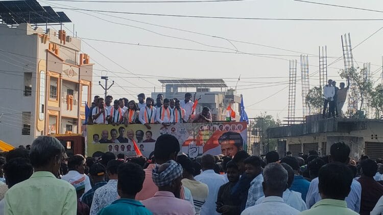 तेलंगणाचे मुख्यमंत्री रेवंतरेड्डी यांच्या नावाने गर्दी जमवण्याचा खतगावकरांचा फॉर्म्युला फ्लॉप 1 image editor output image515981948 1731854922733