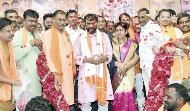 आ.बालाजी कल्याणकरांच्या रुपाने नांदेड उत्तरला लाभले विकासाभिमुक नेतृत्व : मुन्ना राठौर 1 image editor output image 522427551 1733142726440