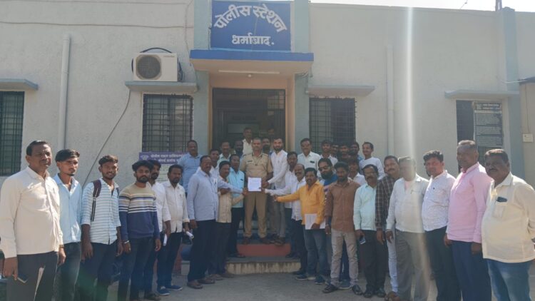 परभणीत झालेल्या संविधान प्रत विटंबनेच्या निषेधार्थ आज धर्माबाद बंद 1 image editor output image 662695902 1733975577028