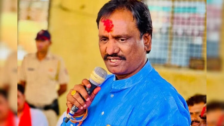 Ambadas Danve : शिरसाट हे गुत्तेदार, मुंबईत 72 व्या मजल्यावर फ्लॅट, दोन-दोन कोटींच्या गाड्या कशा कमावल्या?