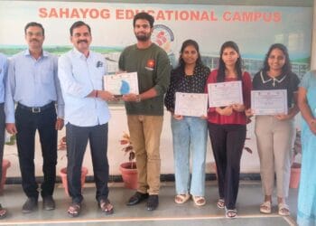 इंदिरा कॉलेज ऑफ फार्मसीच्या विद्यार्थी शेख समीर यांचा राष्ट्रीय स्तरावरील स्पर्धेत द्वितीय क्रमांक 10 image editor output image1221252354 1740138306876