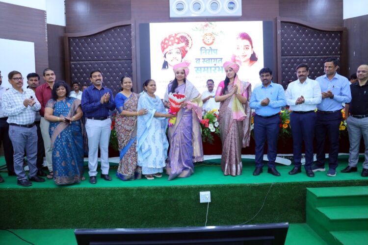 image editor output image1133418079 1742822522761