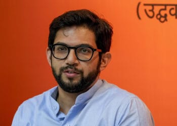 Aaditya Thackeray : दीनानाथ मंगेशकर रुग्णालयातील आरोपी डॉक्टरांवर कारवाई करा : आदित्य ठाकरे