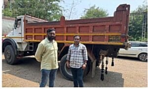 सीसीटीव्हीच्या नजर कैदेतून पकडलेला अवैध रेतीचा टिप्पर रात्रीतून गायब.... 2 img 20250523 1154557363221670400037118