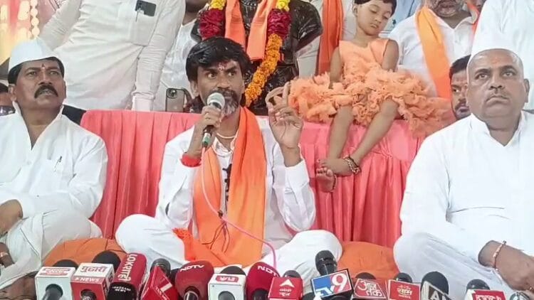 image editor output image 1065308712 1756269264704