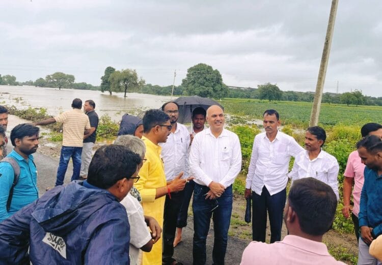 image editor output image 587411726 1755530461414