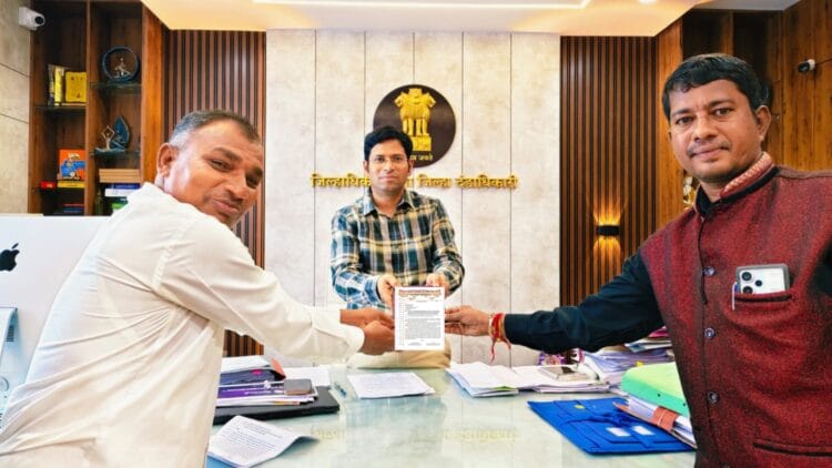 खोटे दिव्यांग प्रमाणपत्र काढून शासनाची फसवणूक करणाऱ्या शिक्षक कर्मचारी अधिकाऱ्यांची तपासणी थातूरमातूर 1 image editor output image 1668550342 1758882678556