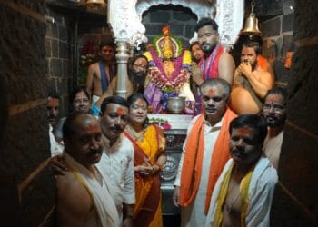 image editor output image 2004081323 1758648153205