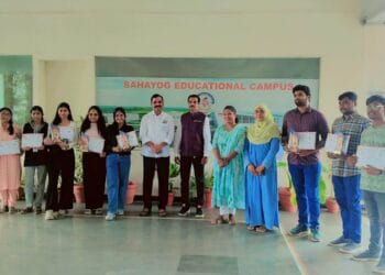 image editor output image504895741 1759580117112