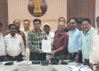 image editor output image 1140906844 1765553833060