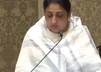 Sunetra Pawar : सुनेत्रा पवार राज्याच्या पहिल्या महिला उपमुख्यमंत्री 15 image editor output image 1131856746 1769861132454