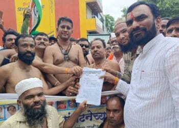 "आश्वासनाचा वाढदिवस, पण दिव्यांगांचा निधी अजूनही प्रतीक्षेत; इलेक्ट्रिक स्कुटी द्या, आशीर्वाद घ्या – राहुल साळवे" 15 image editor output image 751492418 1780292818124